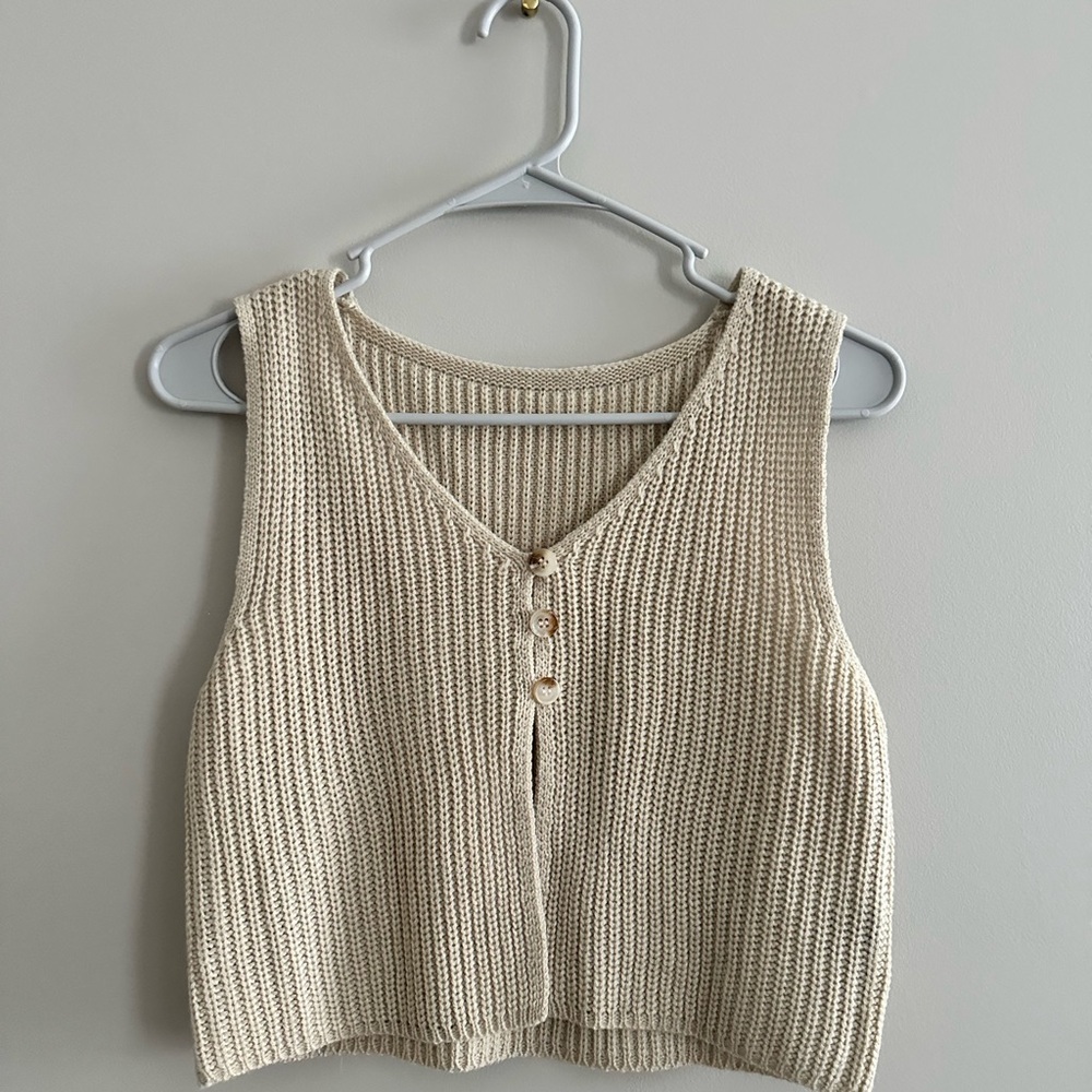 SHEIN Beige Knit Button-Up Crop Top